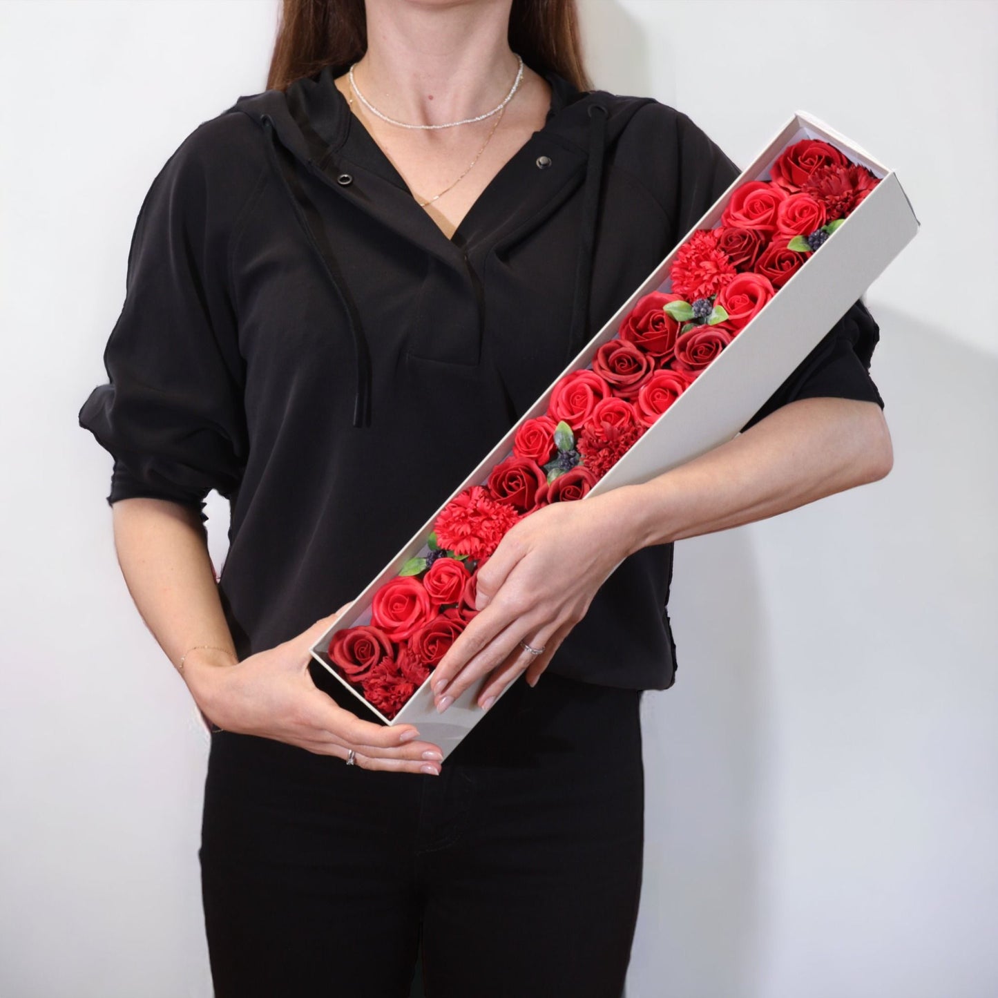 Extra Long - Classic Red Roses - Image extra-long--classic-red-roses-sfbx-27