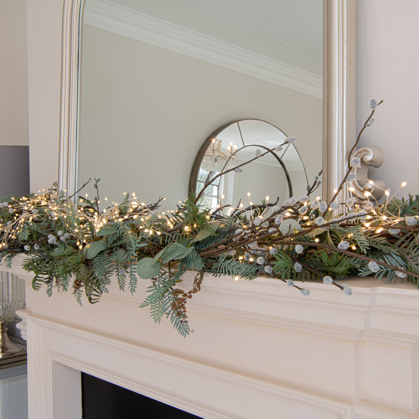 2.75m\9ft Plug-In LED 8 Sequence Warm White Cluster String - Christmas Room Decorations
