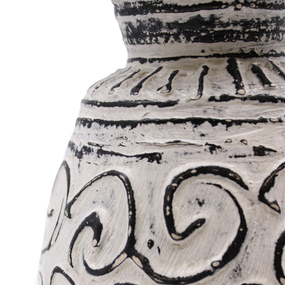 Swirls Shaped Vase - Cream - Image swirls-shaped-vase--cream-bcv-01