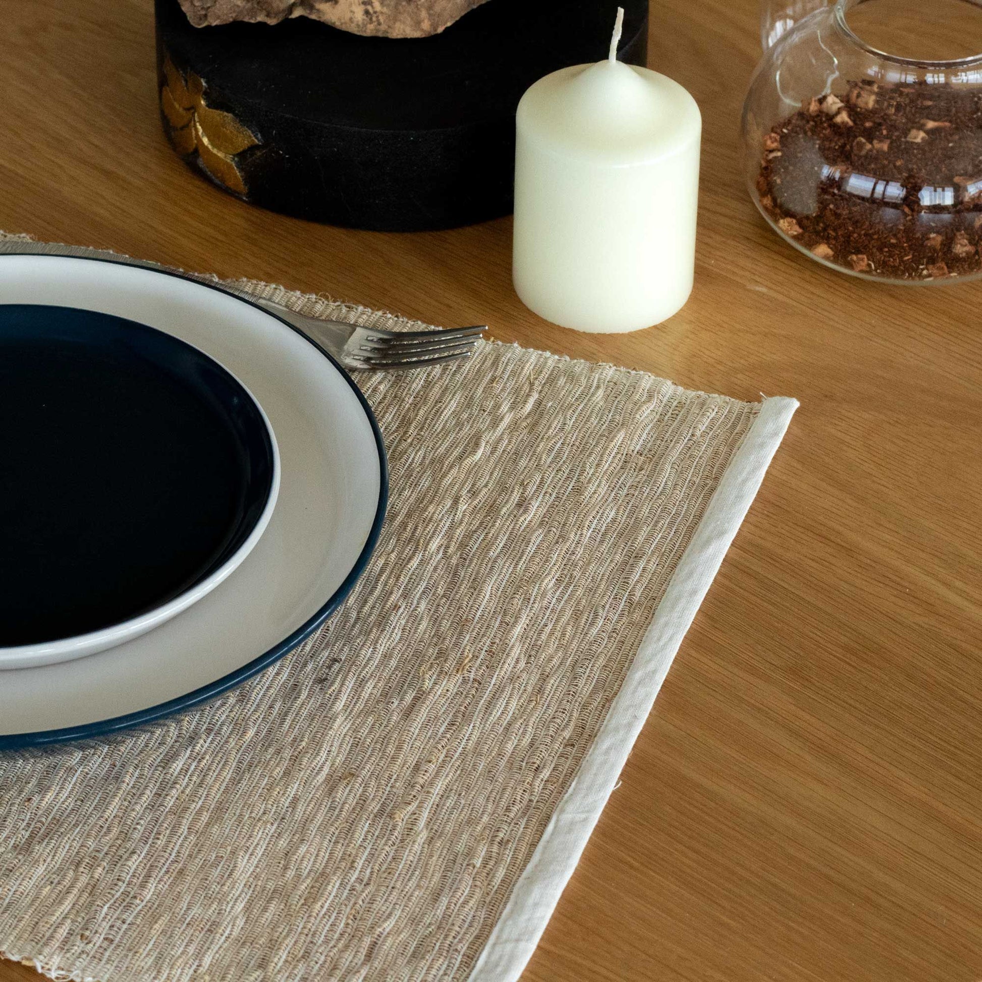 Vetiver Roots Placemat - Natural - Image vetiver-roots-placemat--natural-natpm-18