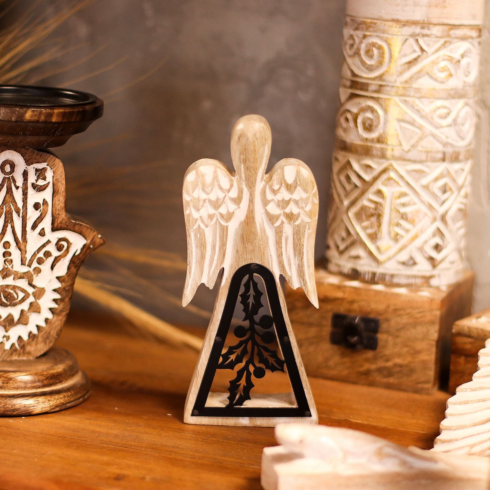 Mango Wood Angel - Whitewash with Iron Decor Cut Out - Image mango-wood-angel--whitewash-with-iron-decor-cut-out-wang-05