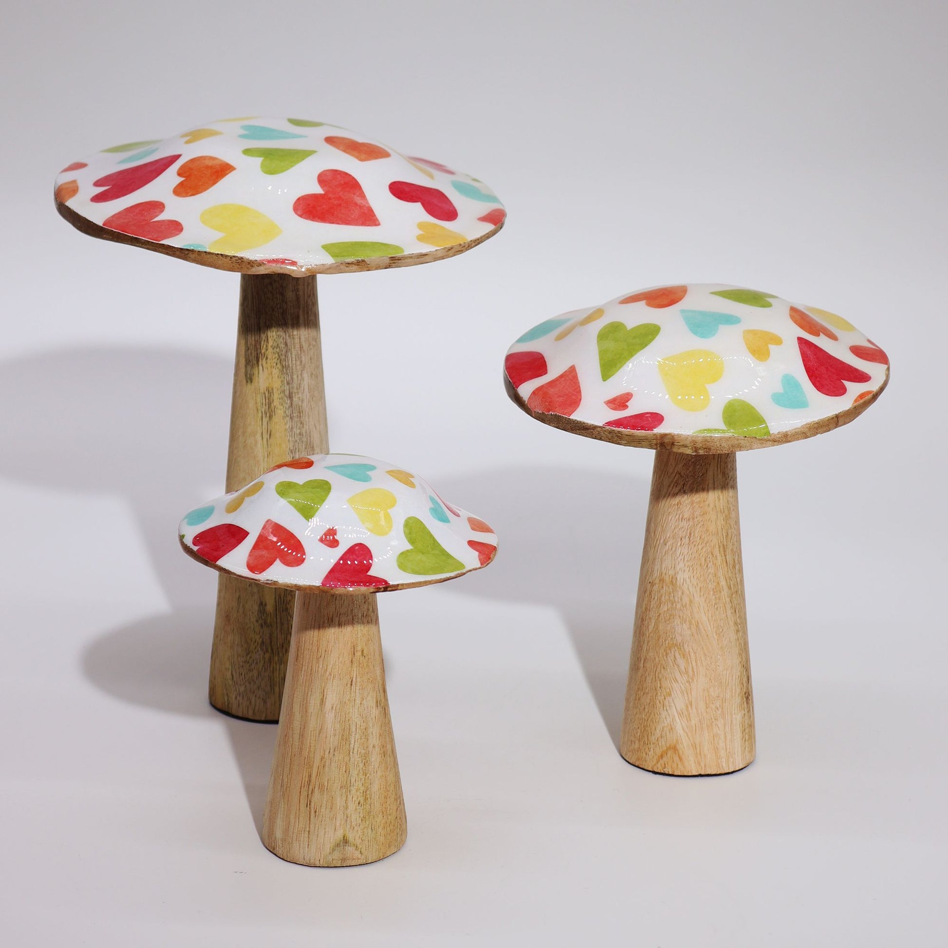 Med Wooden Mushroom - Pastel Hearts - Image med-wooden-mushroom--pastel-hearts-wmush-05