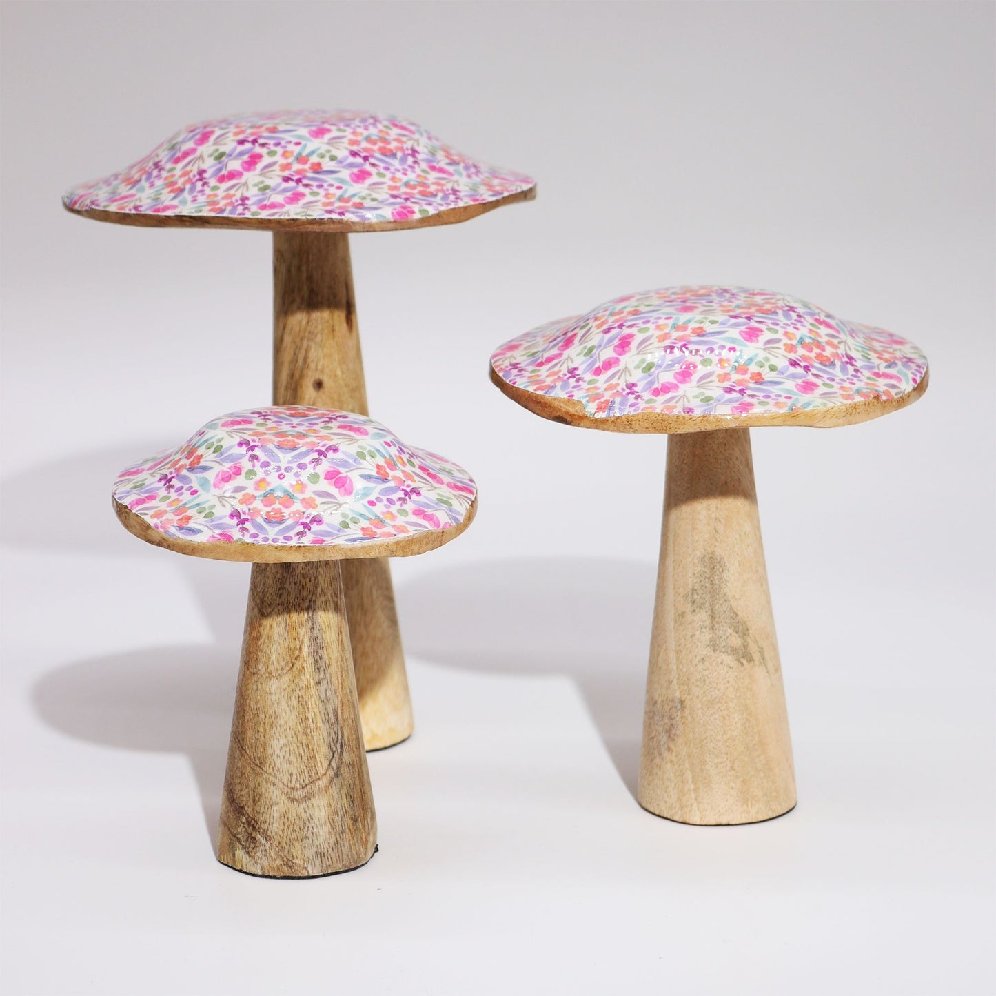 Large Wooden Mushroom - Pretty Floral - Image large-wooden-mushroom--pretty-floral-wmush-09