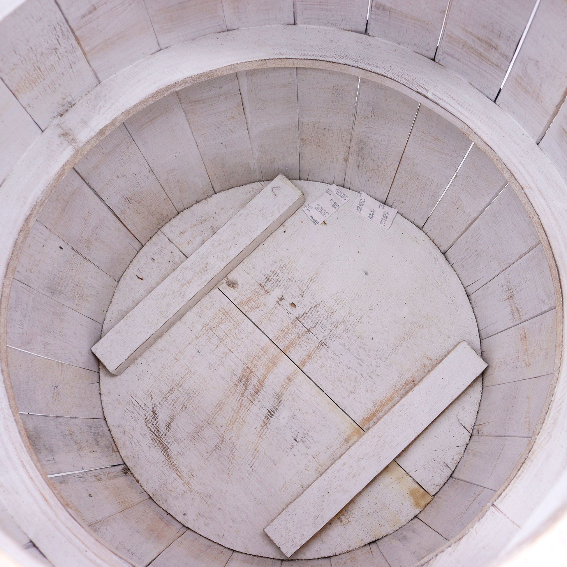 Beer Barrel Table – Whitewash Wood 60 x 48.5 cm - Image beer-barrel-table--whitewash-wood-60-x-485-cm-bts-03