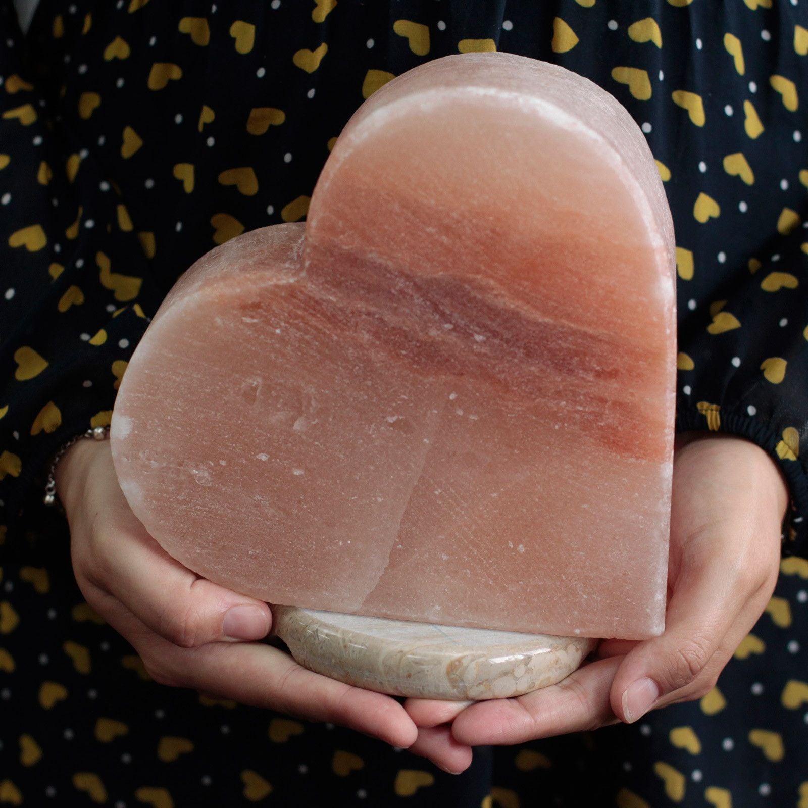Crafted Salt lamp - Heart - Image crafted-salt-lamp--heart-qsalt-63n