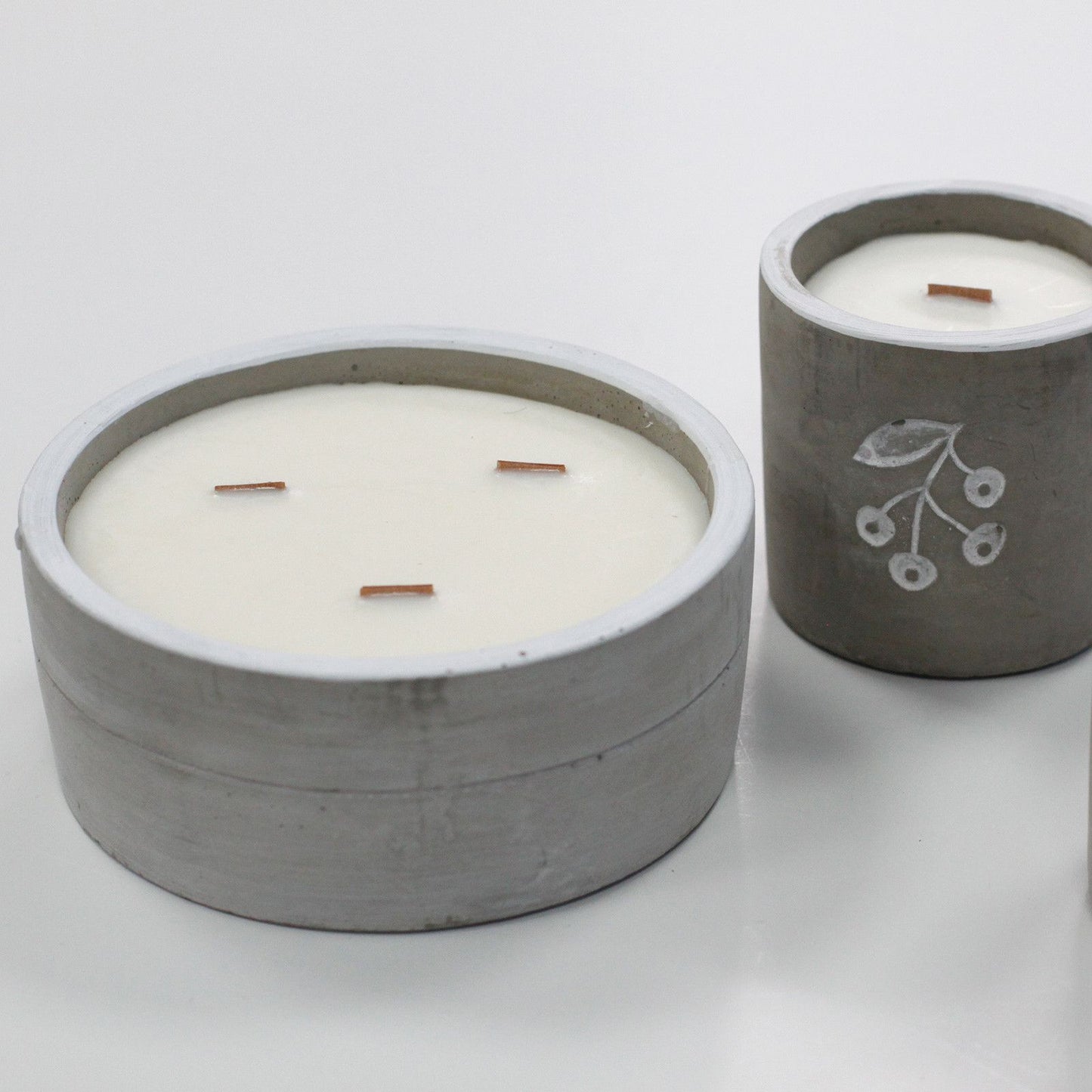 Large Round - Crushed Vanilla & Orange - Image large-round--crushed-vanilla--orange-cwc-02