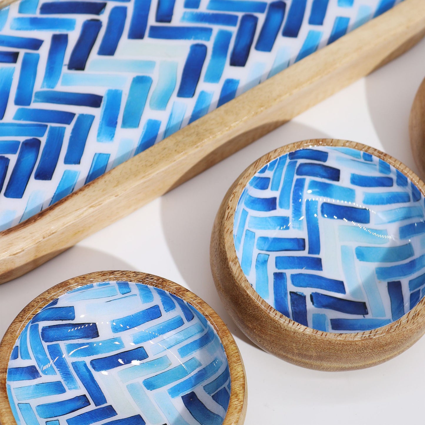 Mango Wood Tray with 3 Bowls - Blue Stripes - Image mango-wood-tray-with-3-bowls--blue-stripes-wtray-02