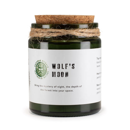 Greenman Woodwick Soy Candle - Wolf's Moon - Image greenman-woodwick-soy-candle--wolfs-moon-wsoyc-07