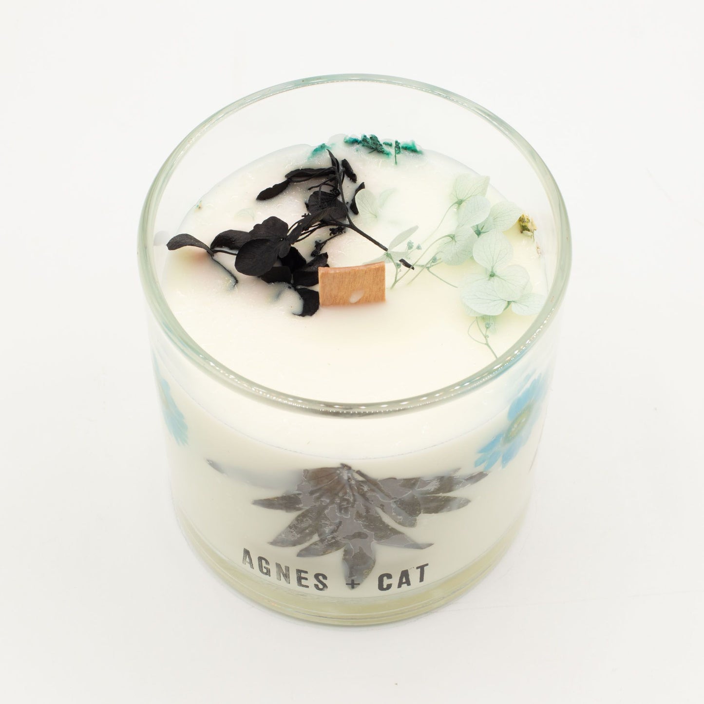 Agnes + Cat Botanical Soy Wax Candle - Seasalt & Moss - Image agnes--cat-botanical-soy-wax-candle--seasalt--moss-acbfc-06