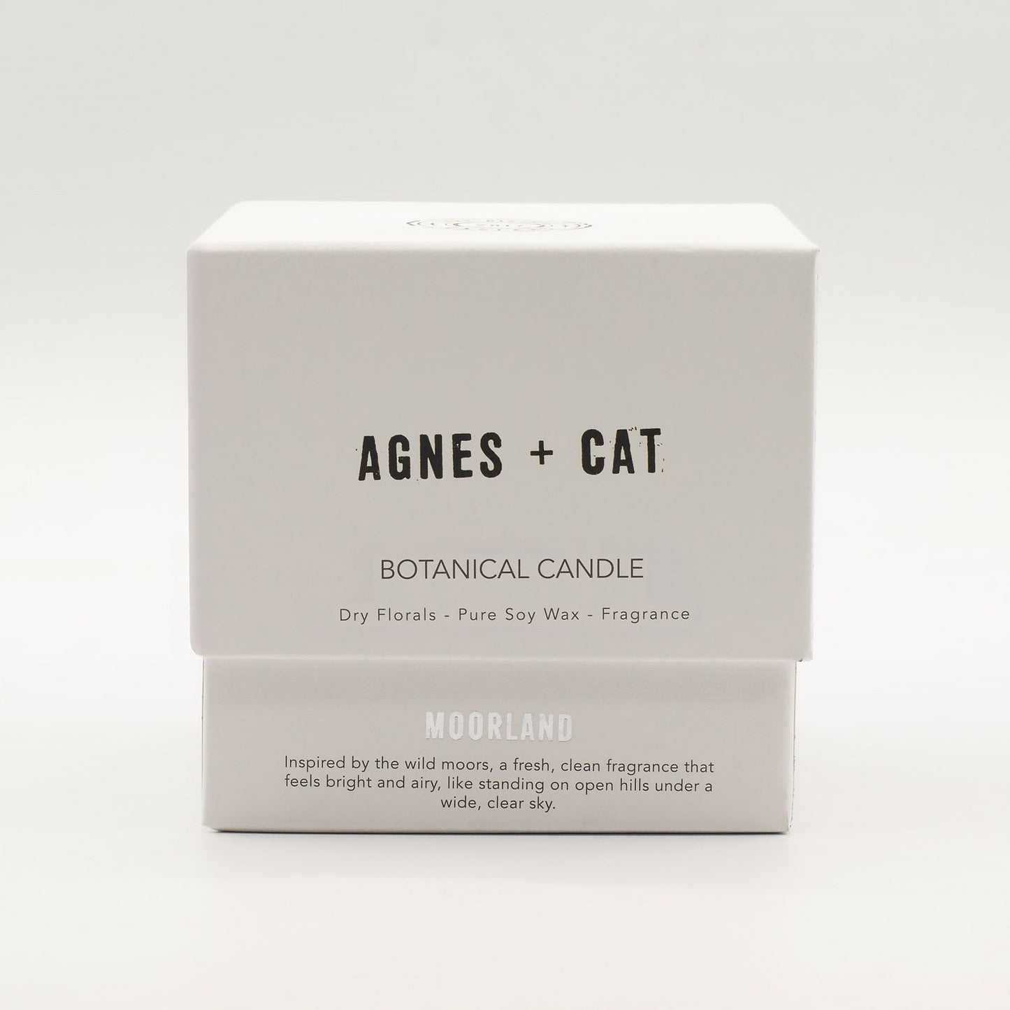 Agnes + Cat Botanical Soy Wax Candle - Moorland - Image agnes--cat-botanical-soy-wax-candle--moorland-acbfc-03