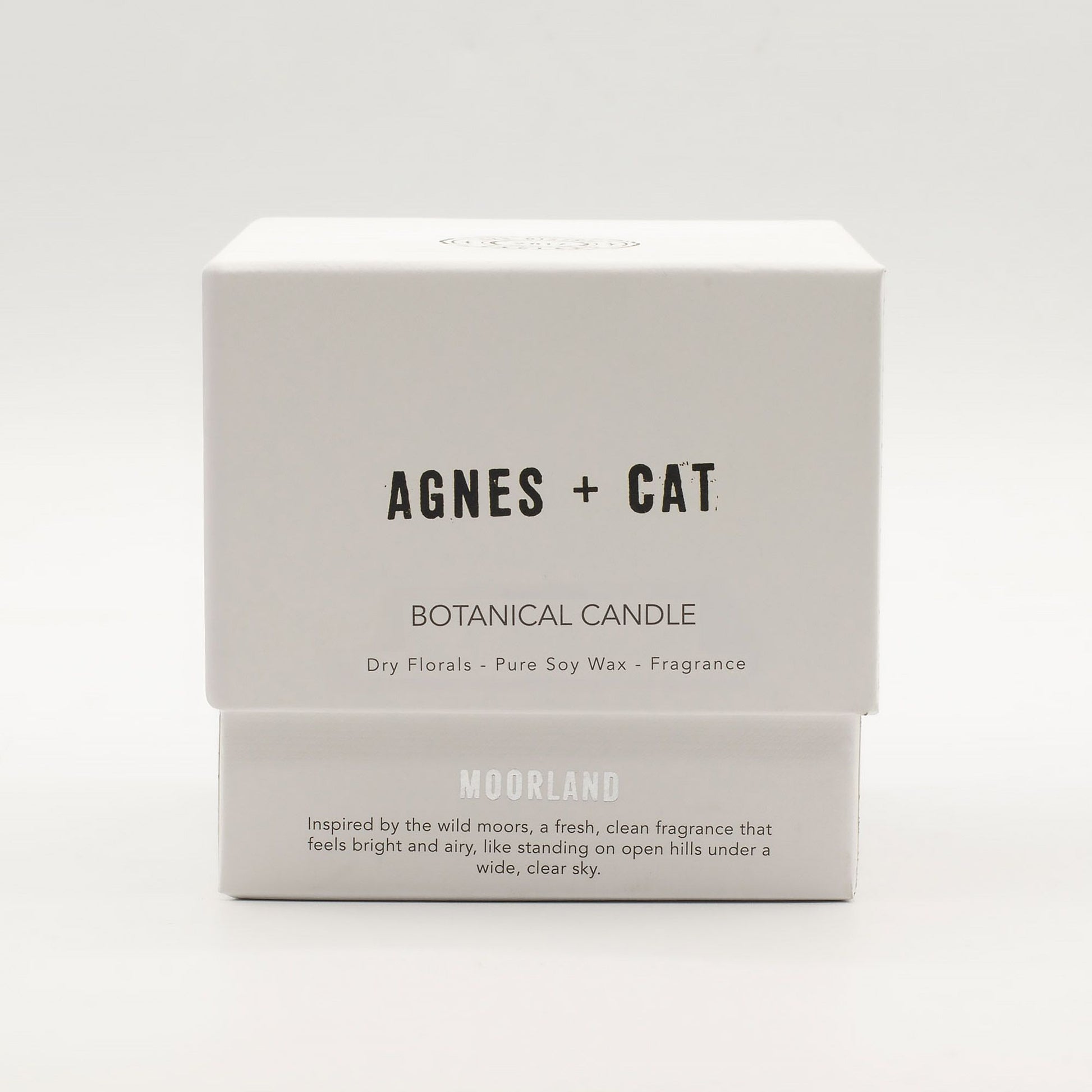 Agnes + Cat Botanical Soy Wax Candle - Moorland - Image agnes--cat-botanical-soy-wax-candle--moorland-acbfc-03