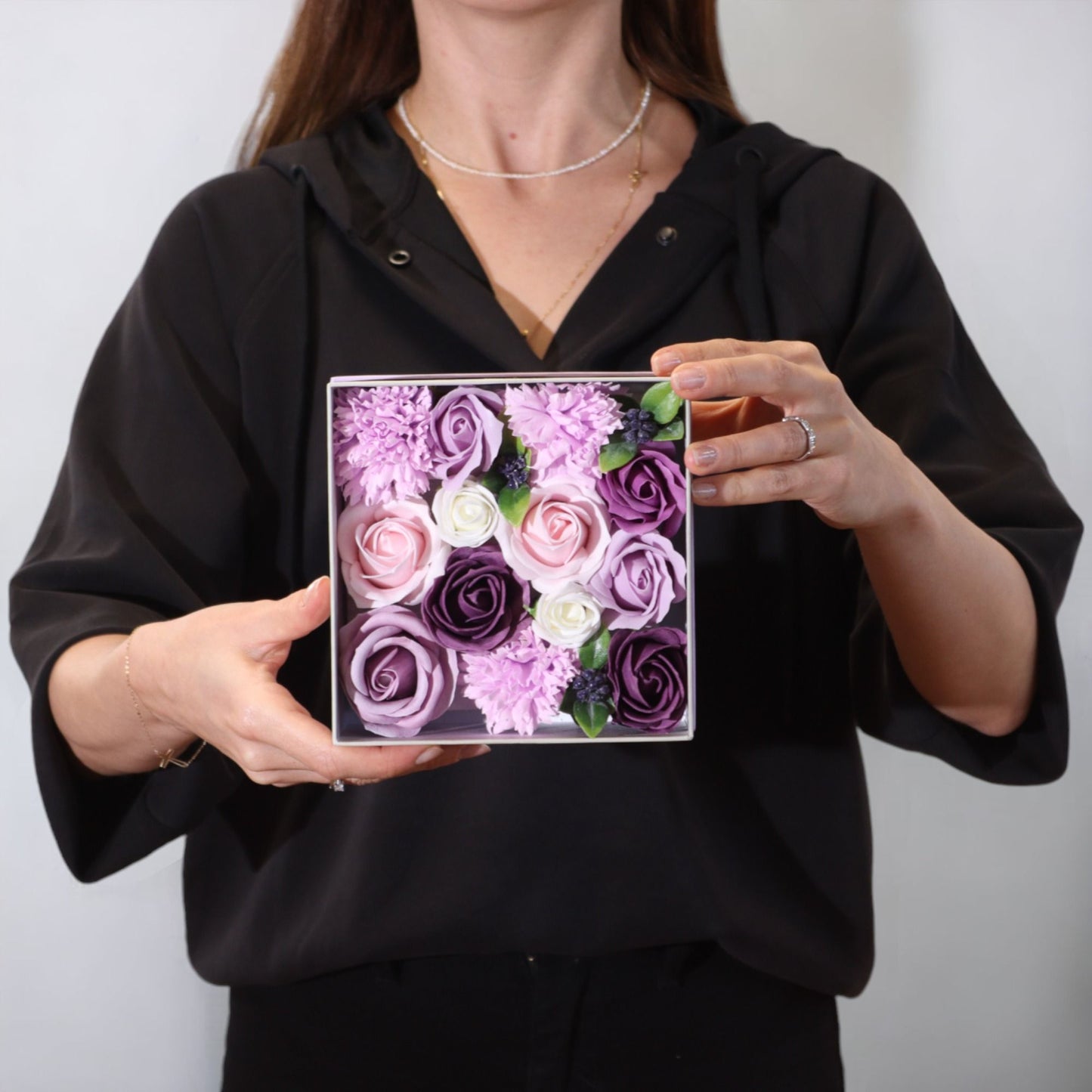 Square Box - Lavender Rose & Carnation - Image square-box--lavender-rose--carnation-sfbx-14