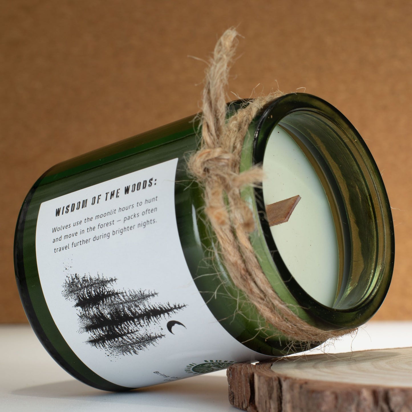 Greenman Woodwick Soy Candle - Wolf's Moon - Image greenman-woodwick-soy-candle--wolfs-moon-wsoyc-07