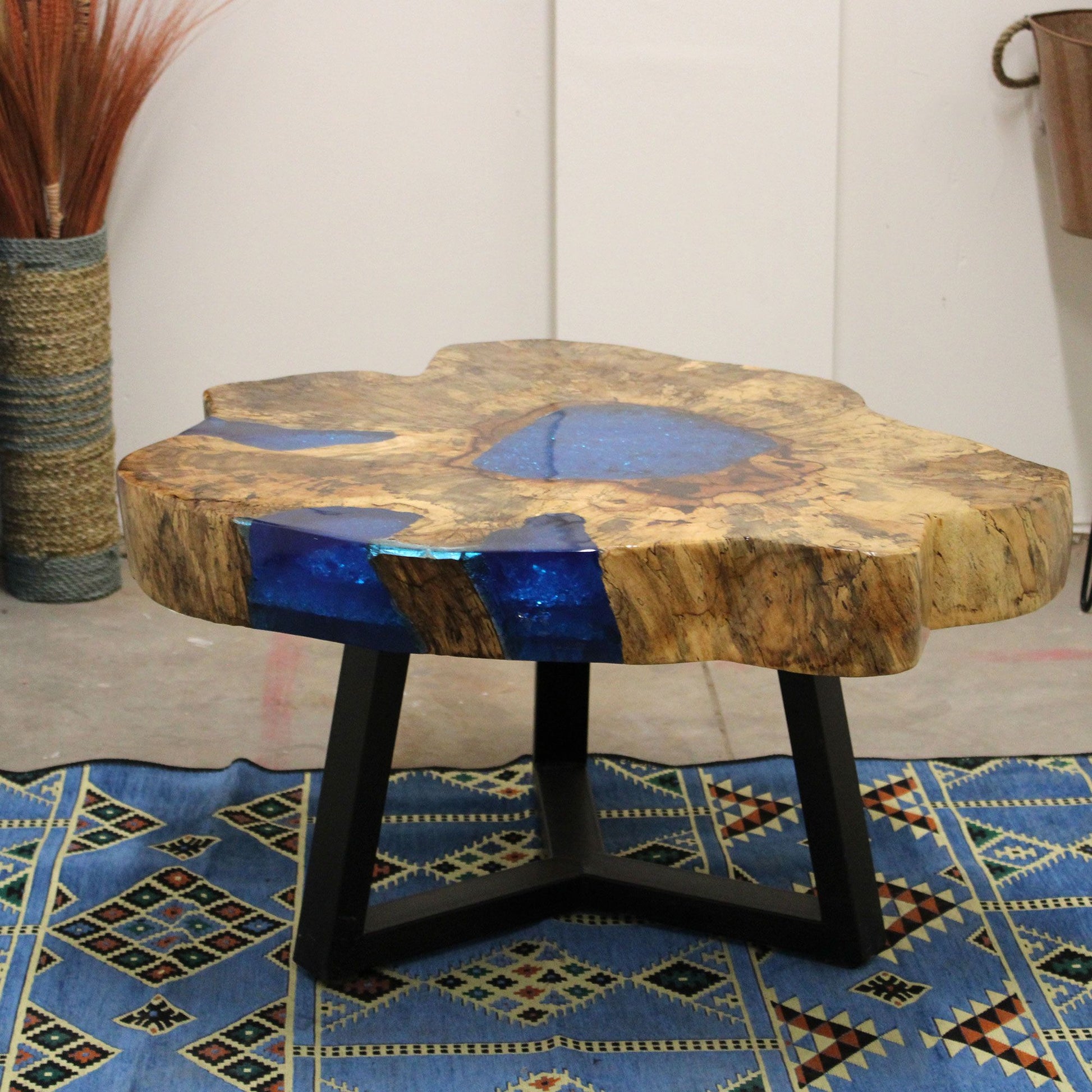 Tamarind and Resin Coffee Table - Sky Blue - Image tamarind-and-resin-coffee-table--sky-blue-rwa-02