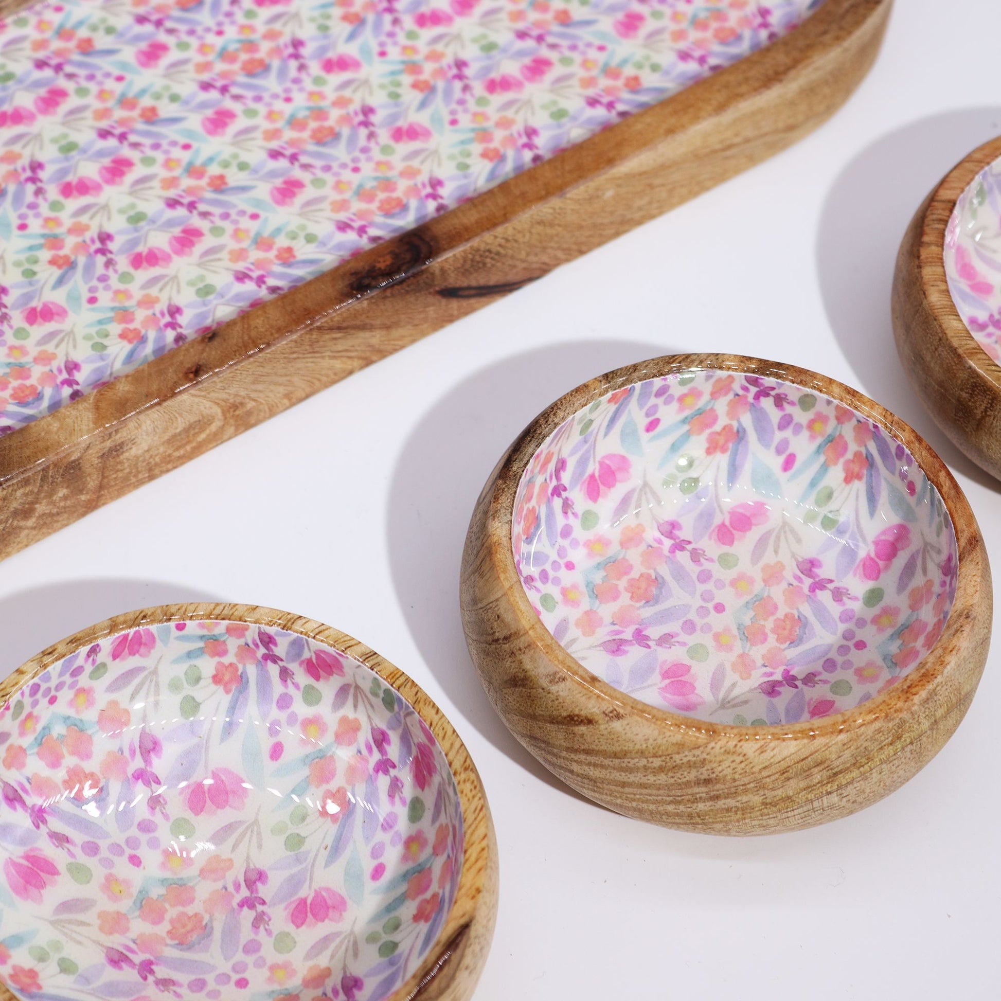 Mango Wood Tray with 3 Bowls - Pretty Floral - Image mango-wood-tray-with-3-bowls--pretty-floral-wtray-03