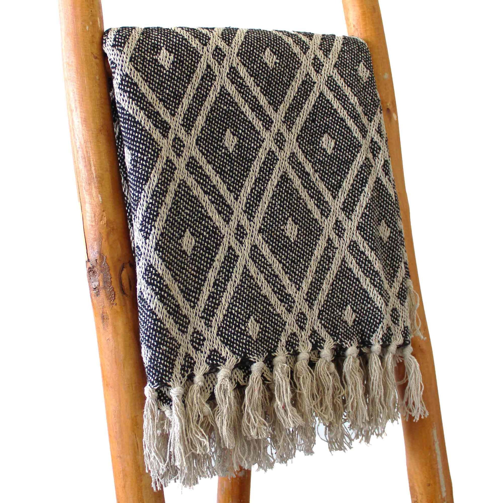 Boho Comfort Throws - Black & Biege Regency - Image boho-comfort-throws--black--biege-regency-bohot-03