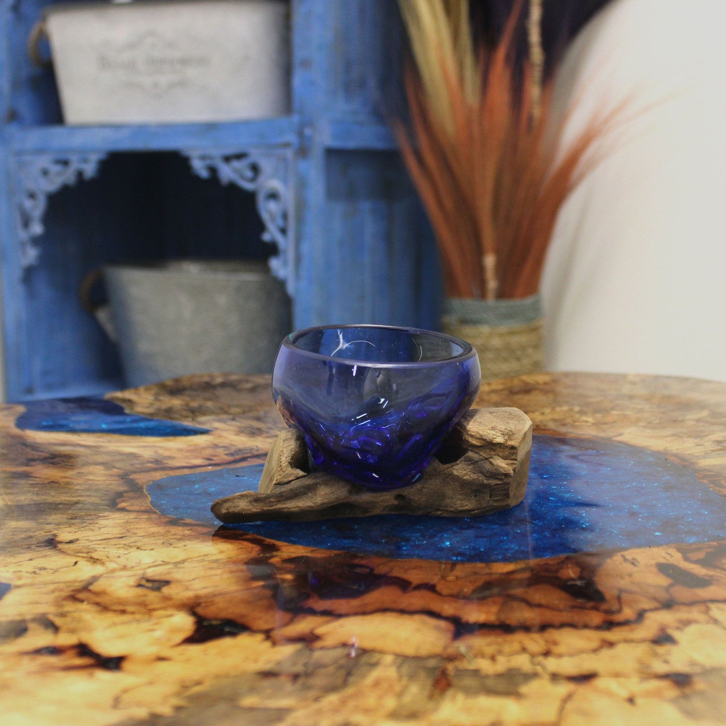 Molton Glass Mini Blue Bowl on Wood - Image molton-glass-mini-blue-bowl-on-wood-mgw-34