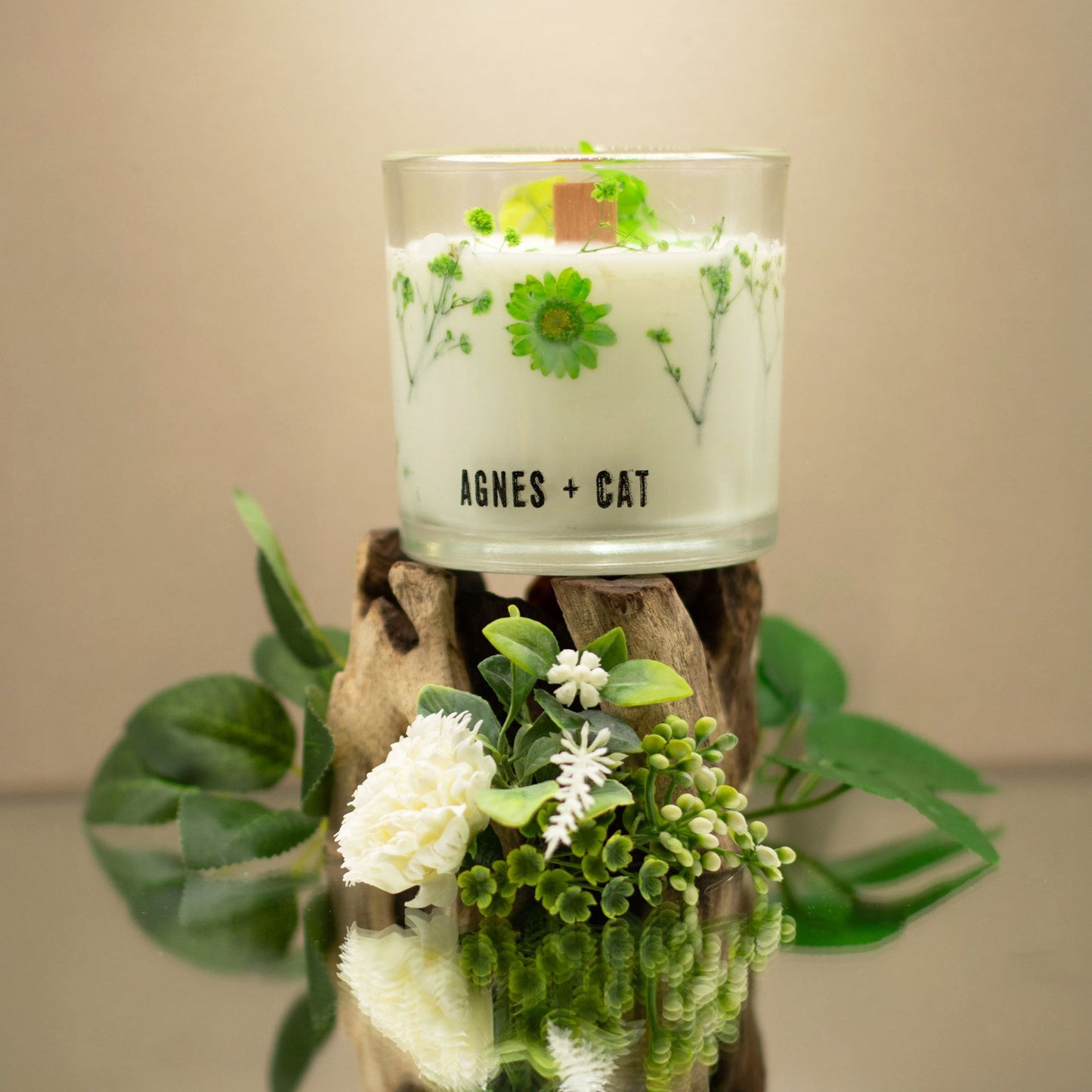 Agnes + Cat Botanical Soy Wax Candle - Fellberry - Image agnes--cat-botanical-soy-wax-candle--fellberry-acbfc-05