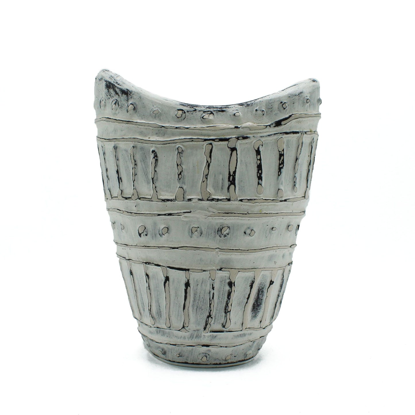 Wide Neck Shaped Vase - Cream 22cm - Image wide-neck-shaped-vase--cream-22cm-bcv-14