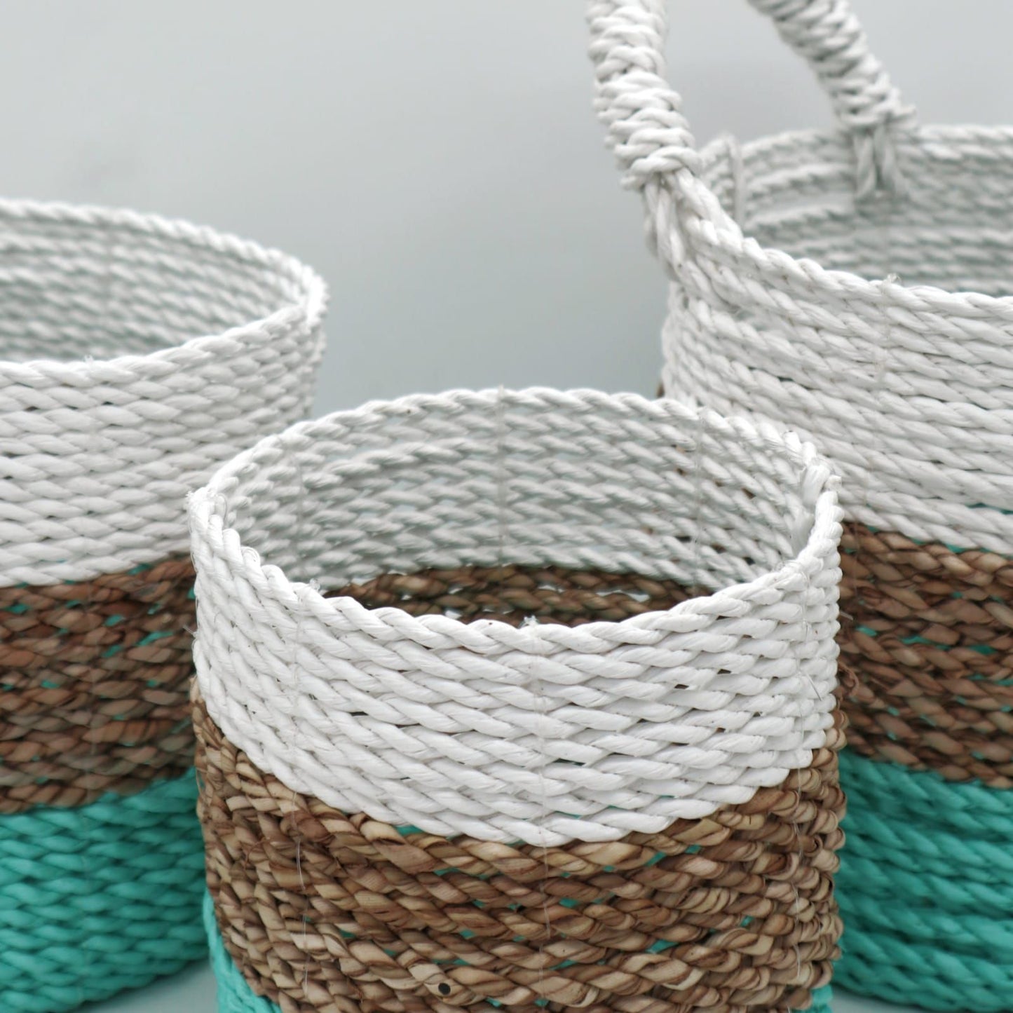 Seagrass Basket Set - Green / Natural / White - Image seagrass-basket-set--green--natural--white-sbs-04
