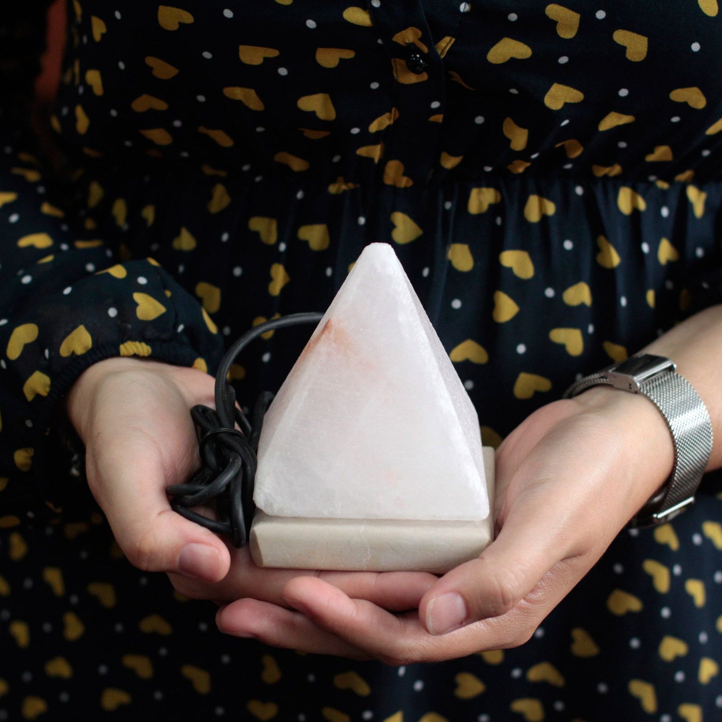Quality USB Pyramid WHITE Salt Lamp - 9 cm (multi) - Image quality-usb-pyramid-white-salt-lamp--9-cm-multi-qsalt-65n